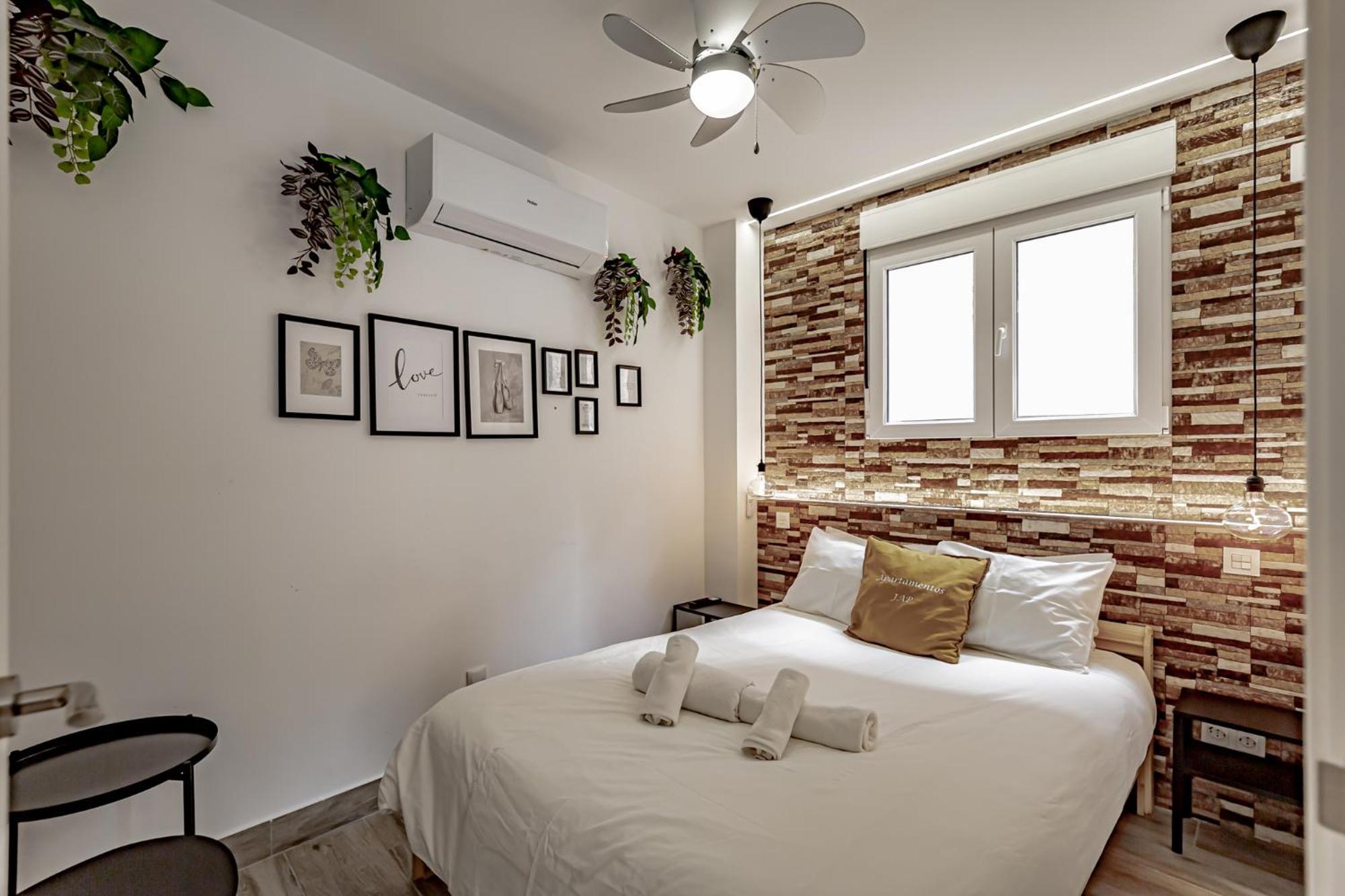 Apartamentos Santiago Cordero Madrid Extérieur photo